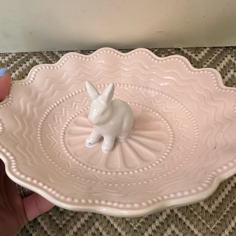 Pink Ceramic Stoneware White Bunny Candy / Trinket Dish / Plate / Bowl NWT